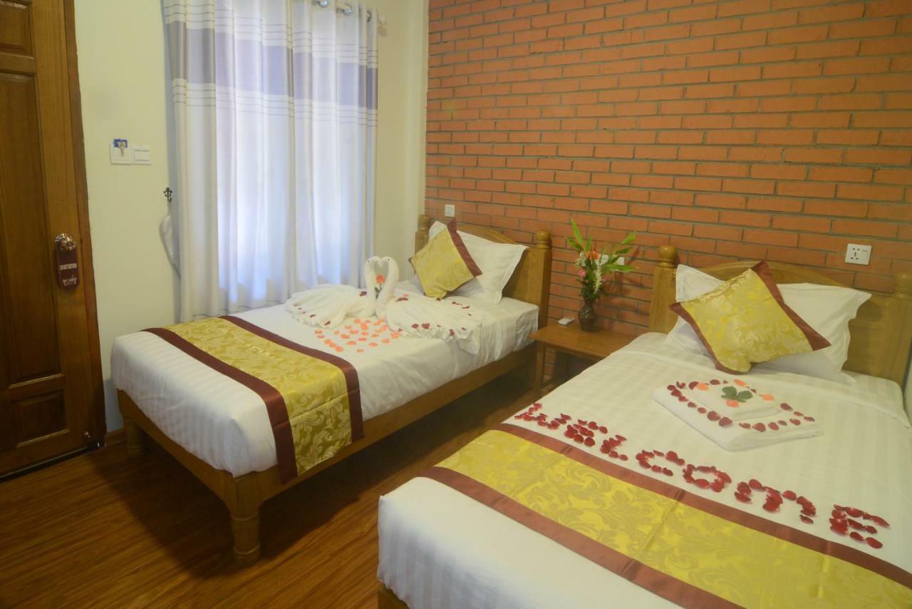 A Little Bit Of Bagan Hotel Εξωτερικό φωτογραφία