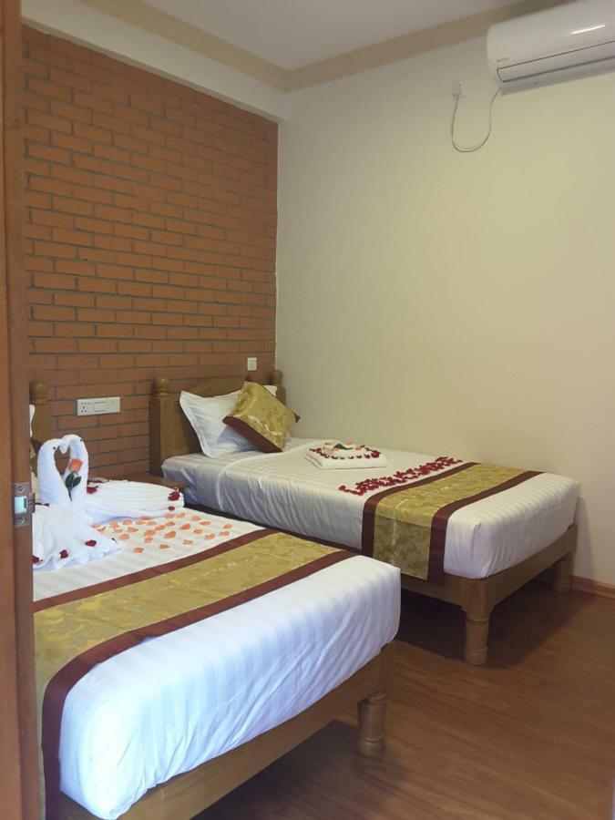 A Little Bit Of Bagan Hotel Εξωτερικό φωτογραφία
